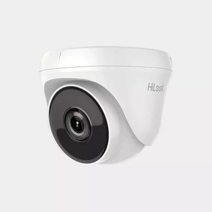 صورة تظهر كاميرا مراقبة HiLook THC‑T120‑PC بقدرة 1080p، شكل قبة صغيرة وأنيقة، مُصممة للاستخدام الداخلي أو الخارجي المغطّى.