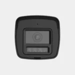 صورة مقربة لعدسة كاميرا هيك فيجن DS-2CE16D0T-LPTS بدقة 2 ميجا، توضح فتحة العدسة 3.6mm ومستشعرات الإضاءة الهجينة (Smart Hybrid Light) والمايكروفون المدمج.