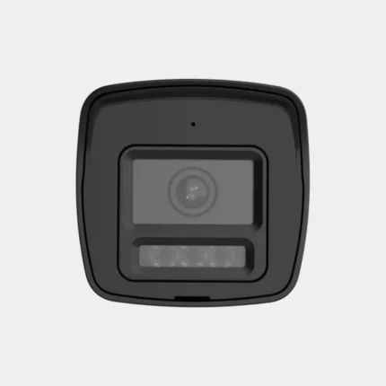 صورة مقربة لعدسة كاميرا هيك فيجن DS-2CE16D0T-LPTS بدقة 2 ميجا، توضح فتحة العدسة 3.6mm ومستشعرات الإضاءة الهجينة (Smart Hybrid Light) والمايكروفون المدمج.