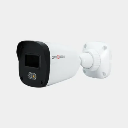 كاميرا مراقبة زيرو تك 2 ميجا بكسل توضح عدسة 2.8 مم ومصابيح الرؤية الليلية الملونة.